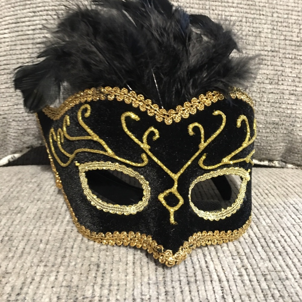 Mardi Gras mask